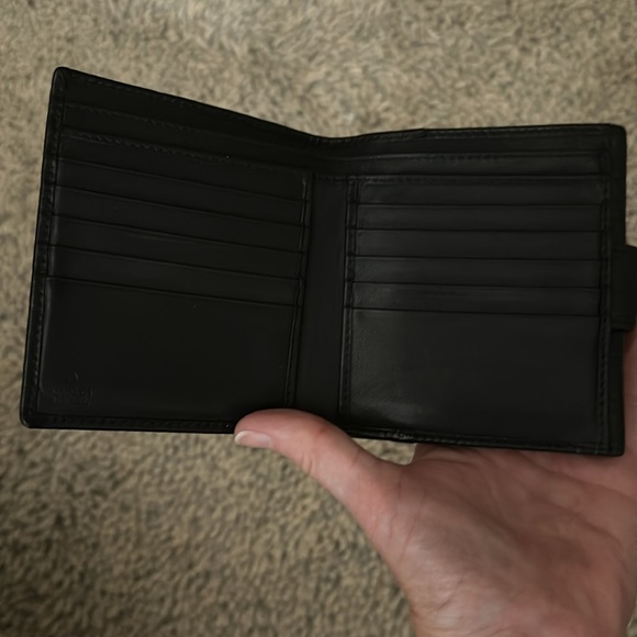 GUCCI Black leather  bi fold GG Guccisima Wallet Authentic Vintage - Picture 4 of 8
